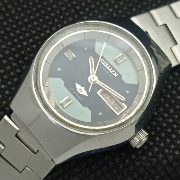 Vintage 1985 Citizen Automatic Womans Silver Watch W/daydate & Blue accents - Picture 6 of 8